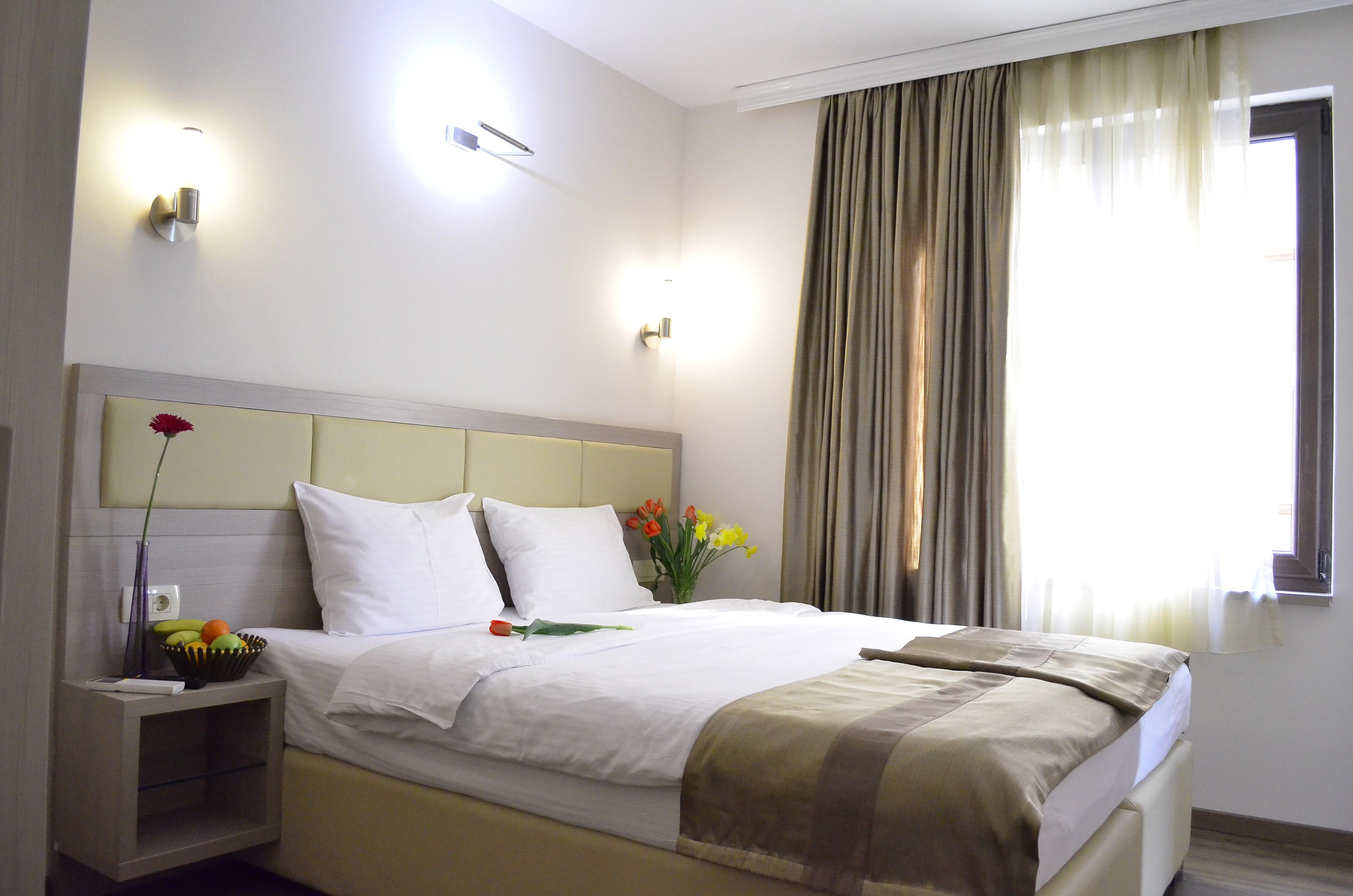 Hotel Vlaho Skopje Exteriör bild