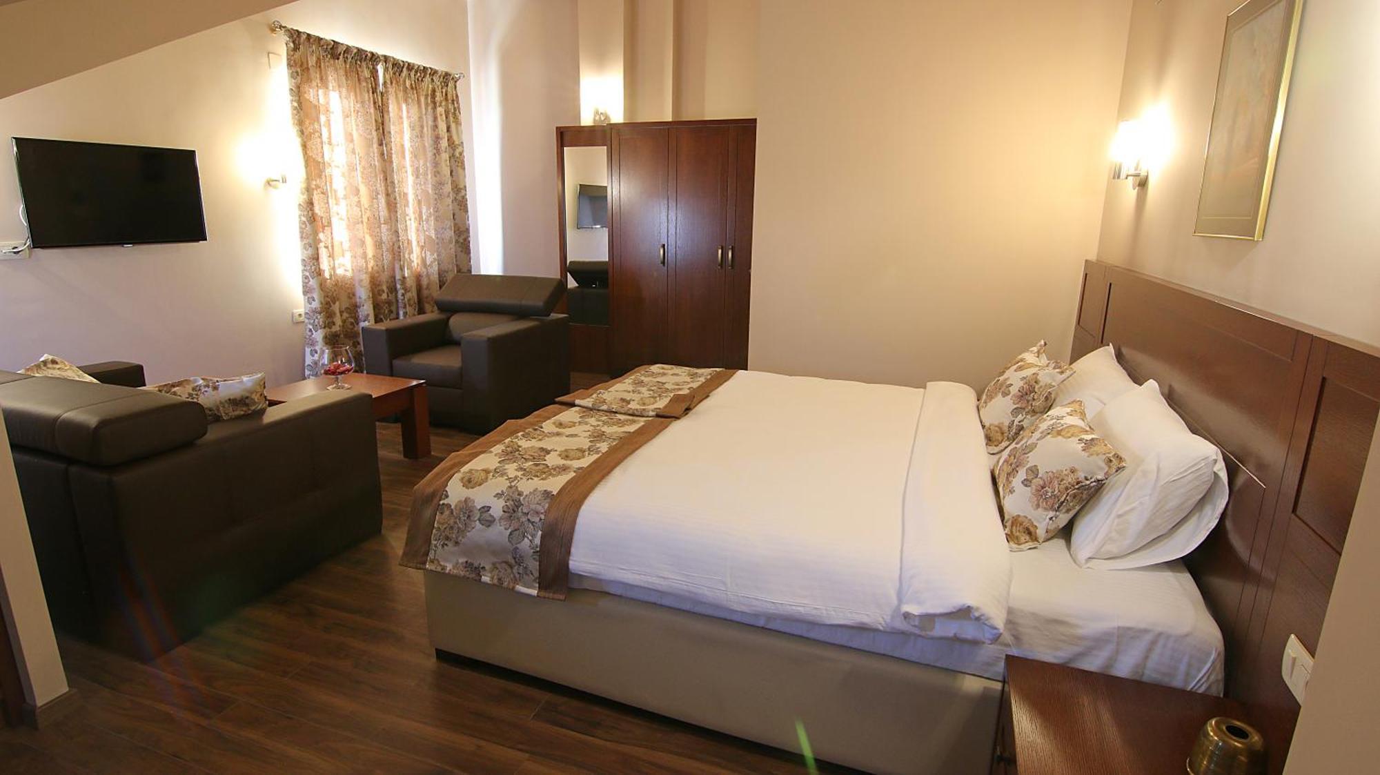 Hotel Vlaho Skopje Rum bild